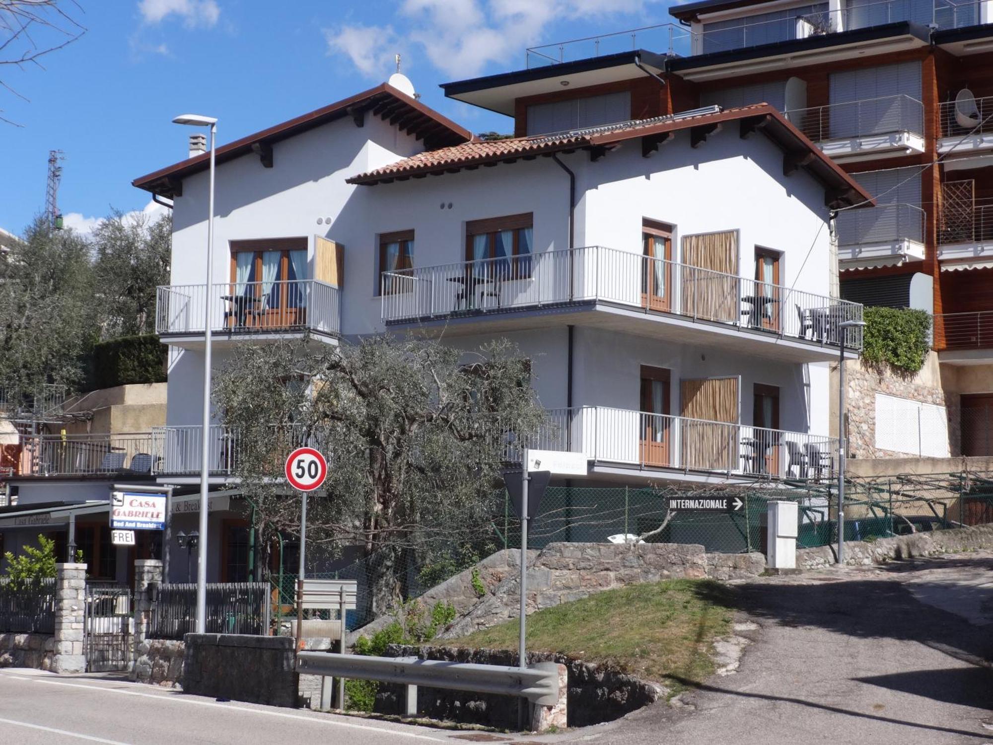 B&B Casa Gabriele Малчезине Екстериор снимка